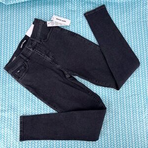 DKNY Jeans NWT Charcoal Black Essex High Rise Skinny Jeans, 25